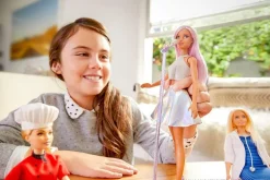 Barbie Karrieredukke m/ tilbehør - Popstjerne