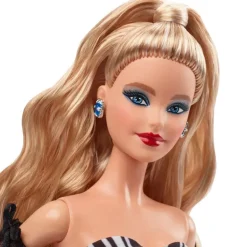 Barbie Signature 65-Årsjubileum Dukke - Svart og Hvit Kjole