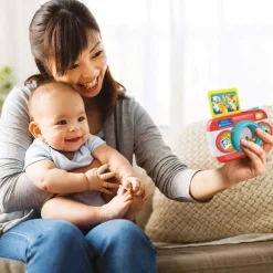 Clementoni Baby - Baby kamera med lyd fra 9 måneder