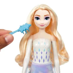 Disney Frozen Spin & Reveal Dukke m/ tilbehør - Elsa