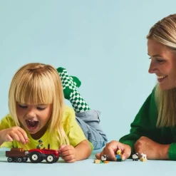 LEGO City - Sett med rød traktor, henger og sau 60461