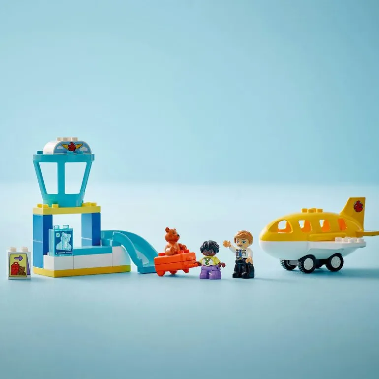 LEGO DUPLO - Town På flyplassen for første gang 10443