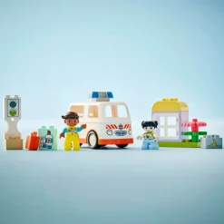 LEGO DUPLO Town - Sykebil med sjåfør 10447