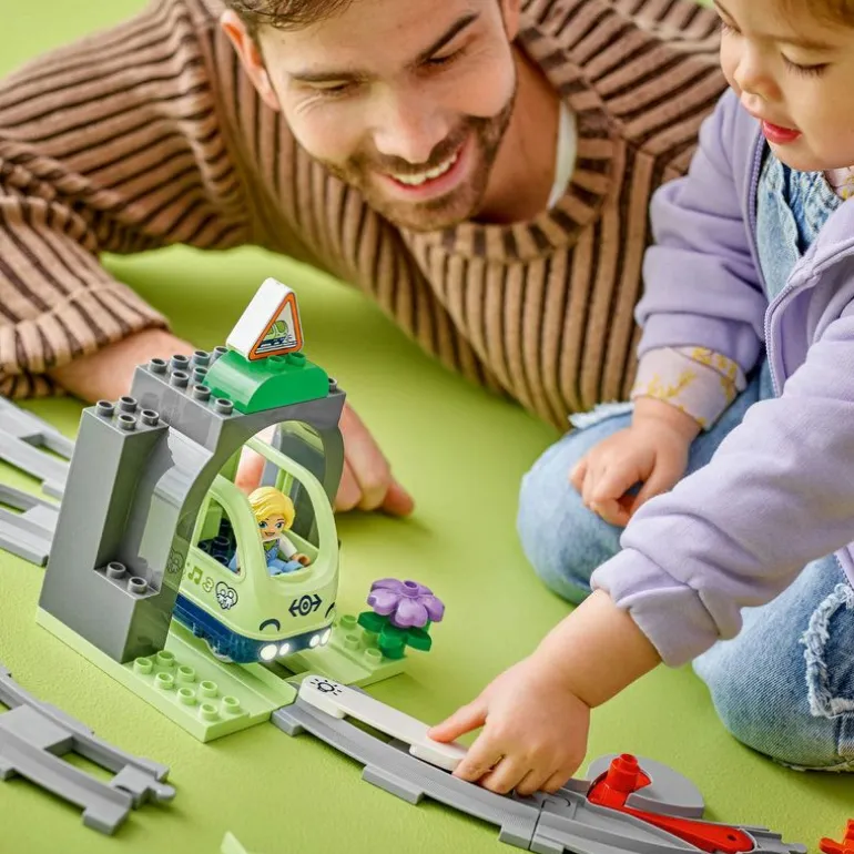 LEGO DUPLO Town - Utvidelsessett med togtunnel og skinner 10425