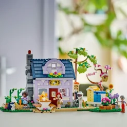 LEGO Friends - Birøkternes hus og blomsterhage 42669