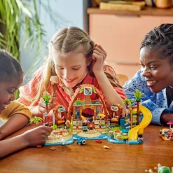 LEGO Friends - Familieferie på strandresort 42673