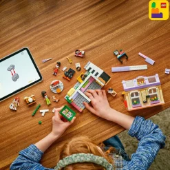 LEGO Friends - Musikkbutikk og leilighet 42653