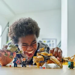 LEGO Marvel - The Avengers mot Leviathan 76290