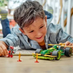 LEGO Ninjago - Lloyds pullback-racerbil 71828