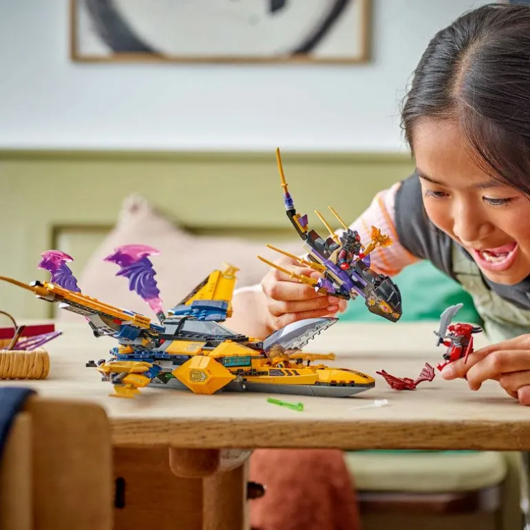 LEGO Ninjago - Ras og Arins superraske stormjager 71833