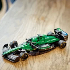 LEGO Speed Champions - Aston Martin Aramco F1 AMR24-racerbil 77245
