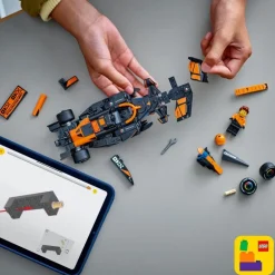 LEGO Speed Champions - McLaren F1 Team MCL38-racerbil 77251