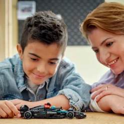 LEGO Speed Champions - Mercedes-AMG F1 W15-racerbil 77244