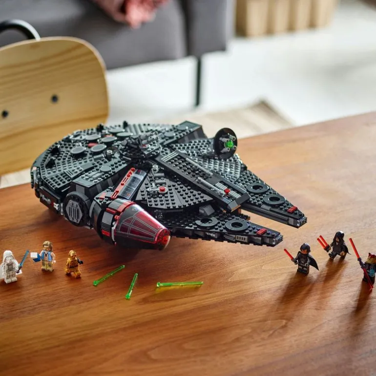 LEGO Star Wars TM - The Dark Falcon 75389