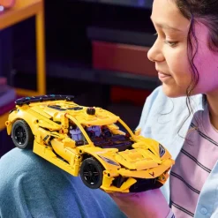 LEGO Technic - Chevrolet Corvette Stingray 42205