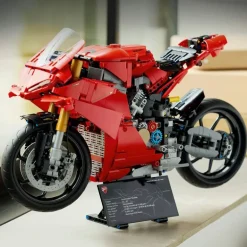 LEGO Technic - Ducati Panigale V4 S motorsykkel 42202