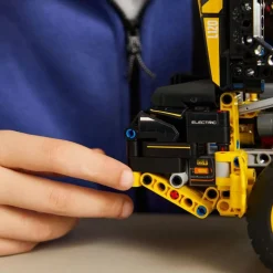 LEGO Technic - Volvo L120 Electric hjullaster 42209