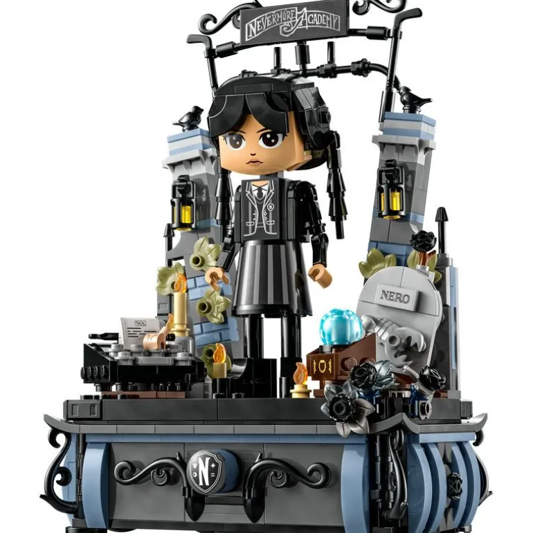 LEGO Wednesday - Figur av Wednesday Addams 76780