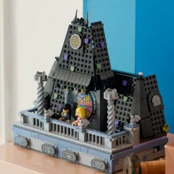 LEGO Wednesday - Wednesday og Enids studentrom 76781