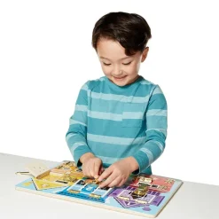 Melissa & Doug Lærebrett i Tre m/ luker - Hus fra 3 år