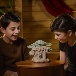 Star Wars Mandalorian - The Child Animatronic