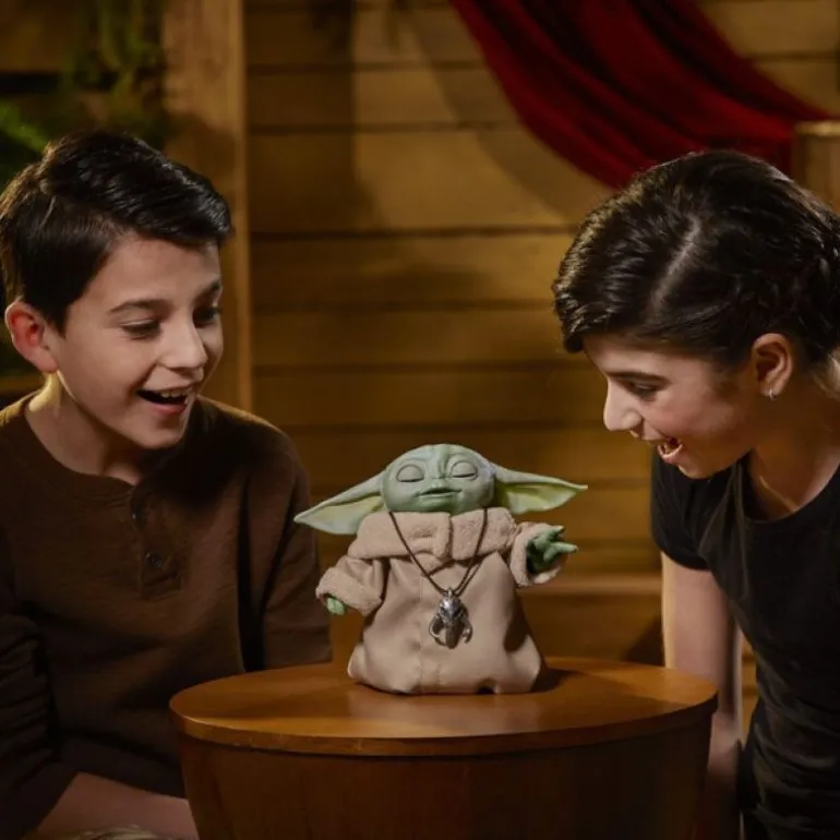 Star Wars Mandalorian - The Child Animatronic